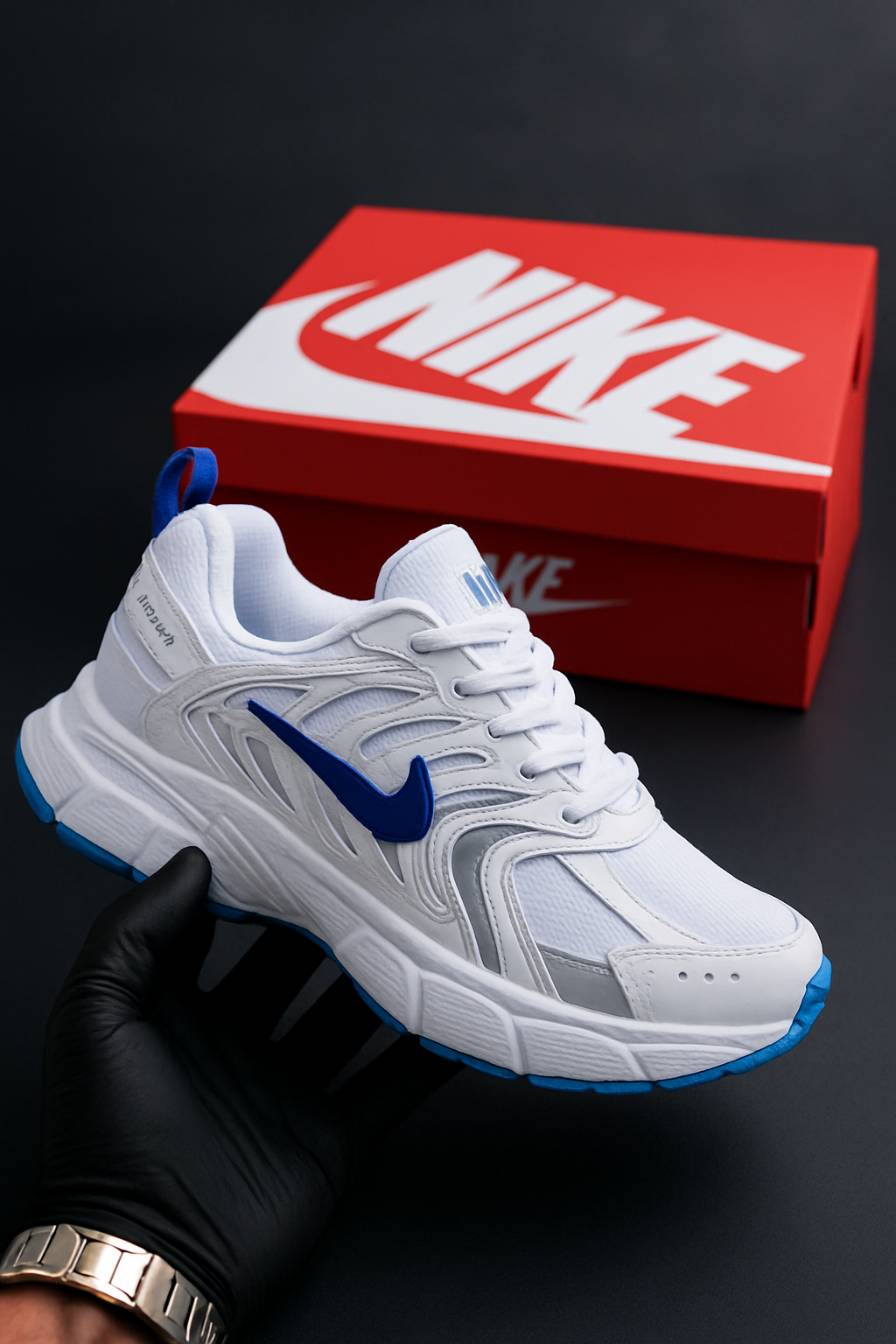 Nike Titan Edge